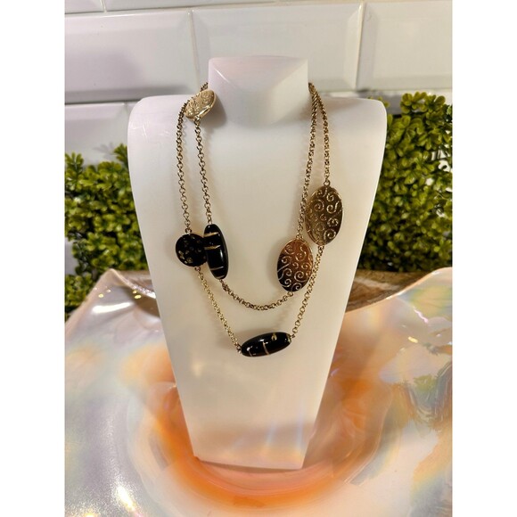 Necklace - Picture 10 of 11